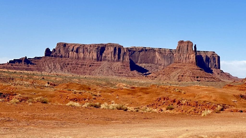 Elephant Butte in Monument Valley.